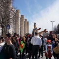 San Ghetto Martire benedice il 43° Corteo di Carnevale di Scampia, domenica 2 marzo 2025. Ph Maria Reitano.