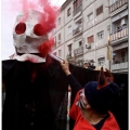 La maschera della Morte e i fumogeni, al 41° Corteo di Carnevale di Scampia, domenica 19 febbraio 2023. <em>Ph Ferdinando Kaiser.</em>