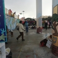 In Piazza si balla ancora con il Frente Murguero Italiano dopo il 42° Corteo di Carnevale di Scampia, domenica 11 febbraio 2024. Ph Martina Pignataro.