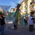 La maschera della Luna e la struttura di lido3archi al 43° Corteo di Carnevale di Scampia, domenica 2 marzo 2025. Ph Maria Reitano.