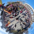 La Piazza come piace a noi. Domenica 2 marzo 2025. Frame di un video girato con la action camera Insta360 x4 da Ferdinando Kaiser.