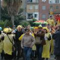 San Ghetto martire ascolta compiaciuto i canti anticlericali dell