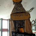Particolare del volto di San Ghetto, deturpato dall