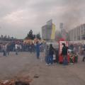 Conclusione del corteo al campo sportivo di via Pratt: preparazione del falò finale. ph. Aniello Gentile