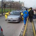 Rifiuti tossici bolognesi tra le auto di Scampìa. ph. Simona Zuppolini.