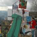 Si prepara il falò conclusivo del 30° Corteo di Carnevale di Scampia, Domenica 19 febbraio 2012. ph. Aniello Gentile.