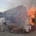 Falò allegorico del 34° Corteo di Carnevale di Scampia, domenica 7 febbraio 2016. Ph. Ferdinando Kaiser.