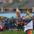Il 34° Corteo di Carnevale di Scampia sosta a Largo Battaglia per il falò allegorico e la deposizione di un olivo nell’aiuola del Mediterraneo, domenica 7 febbraio 2016. Ph. Aniello Gentile.