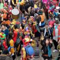 Turbinio di murghe nel lotto P al 34° Corteo di Carnevale di Scampia, domenica 7 febbraio 2016. Ph. Luca Pignataro.