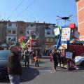 La “Giostra della cattiva informazione” al 37° Corteo di Carnevale di Scampia, domenica 3 marzo 2019. Ph. Aniello Gentile.