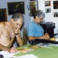 Felice e Mirella studiano la mostra 