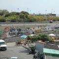 Punta Vagno, Genova, 2001: murales contro il G8. Vista d