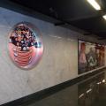 Installazioni nel corridoio della stazione di Piscinola, 20 settembre 2013. Ph. Martina Pignataro.