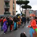 Il Sindaco nel corridoio di murghe al 32° Corteo di Carnevale di Scampia, Domenica 2 marzo 2014. Ph. Aniello Gentile.