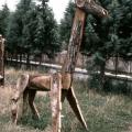 Sculture nel parco Ina Casa di S. Arpino (Caserta), 1988. La giraffa.