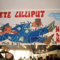 Striscione per la Rete Lilliput - Nodo di Napoli, Maggio 2002 (poi perduto e rifatto).