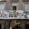 Caivano (Napoli), 1991. Dipinto su tela esposto ai balconi sulla piazza.