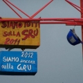 La Gru al 30° Corteo di Carnevale di Scampia, domenica 19 febbraio 2012. <em>Ph. Aniello Gentile.</em>