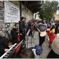 L’esibizione dell’Orchestra Giovanile Musica libera Tutti apre il 41° Corteo di Carnevale di Scampia, domenica 19 febbraio 2023. <em>Ph Ferdinando Kaiser.</em>