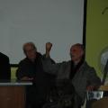 Don Roberto Sardelli e il gruppo Non tacere, al cineforum settimanale, venerdì 7 marzo 2008. ph. Martina Pignataro.