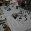 Preparazione di striscioni "IL GRIDAS NON SI TOCCA!", 25 giugno 2010. Ph. Martina Pignataro.