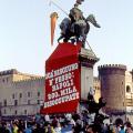 Scudetto del Napoli 1990 - Intervento del GRIDAS e del Movimento di Lotta per il Lavoro a Piazza Municipio:  vista da sinistra, l