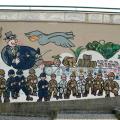 Punta Vagno, Genova, 2001: murales contro il G8. Particolare. ph: Aniello Gentile, 2006.